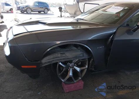 2016 Dodge Challenger R/T Plus z USA, uszkodzony, nr VIN 2C3CDZBT3GH226234